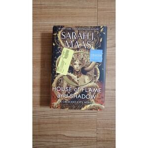 House of Flame and Shadow: A Crescent City Novel